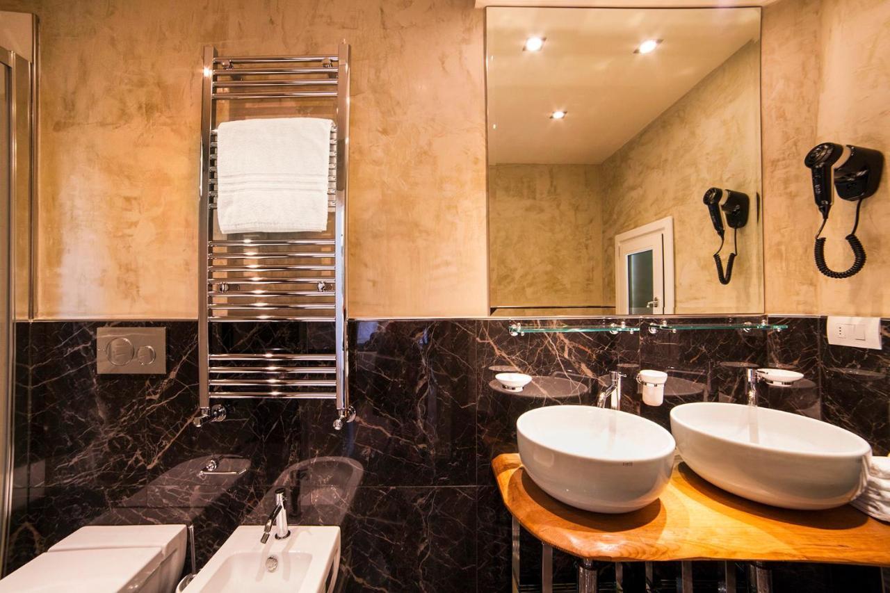 Boutique Hotel Hugo Флоренция Екстериор снимка